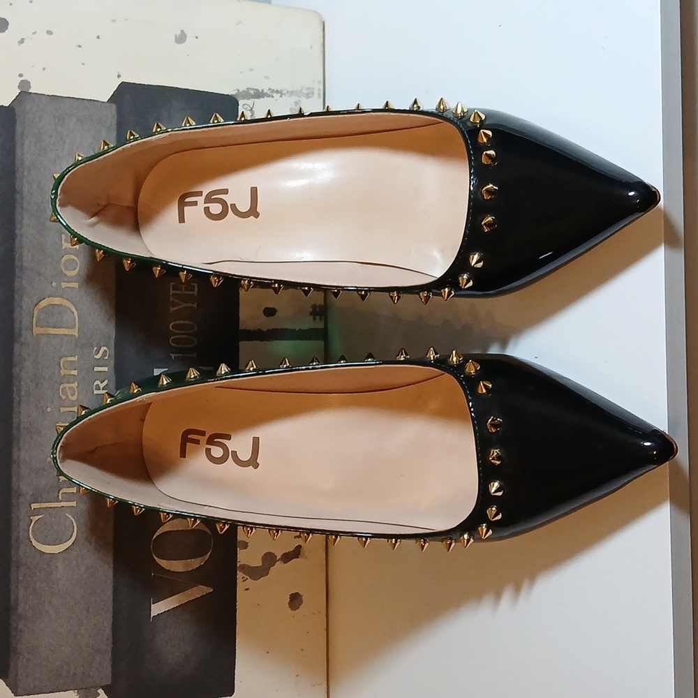 Emerald Gem Heels - Picture 2 of 8